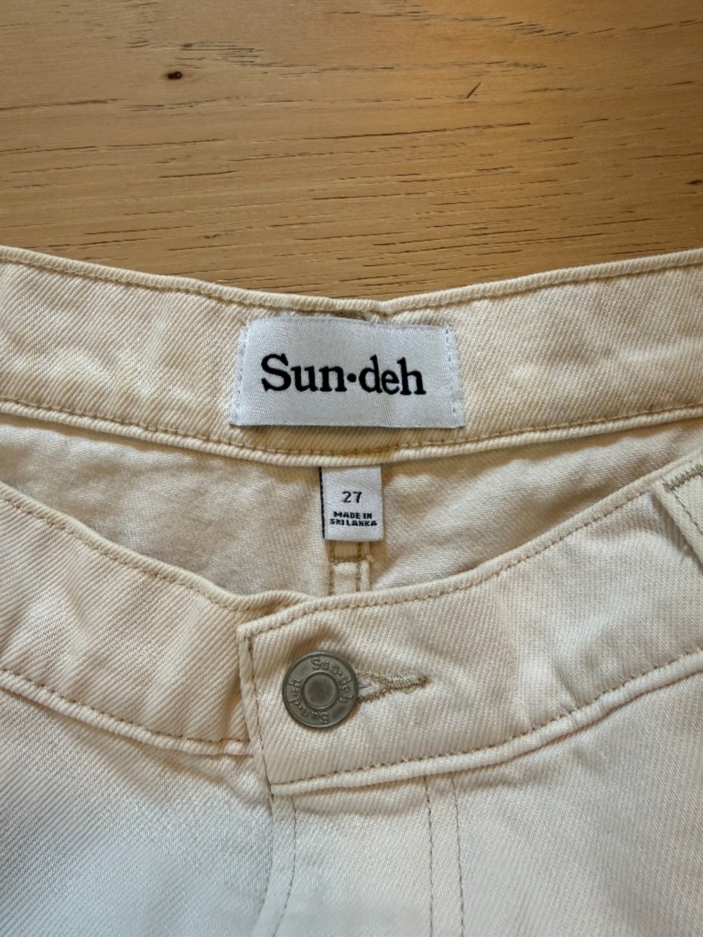 Aritzia Sun.Deh Best Carpenter Shorts